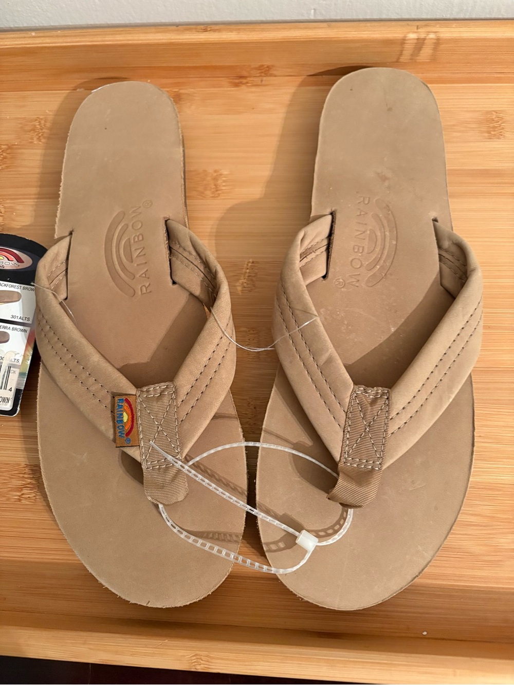 Rainbow women Sierra brown Leather Flip Flop Sandals sz 8.5-9.5
